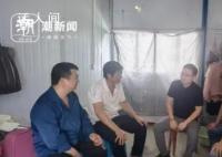 大学辅导员带媳妇走遍全国去家访 张卫洪个人资料就是