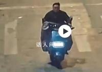 烧烤摊老板回应到派出所捐款 我不会捐请民警帮忙一点小心意