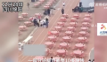 元旦前学校组织学生吃大席 为了提高学生集体意识感