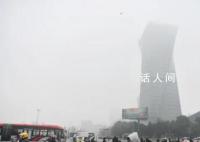 成都大雾 网友:睡了一觉成仙了