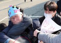 袭击李在明男子身份曝光 嫌犯为男性67岁无前科