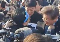 李在明手术已结束 身体状况有待观察