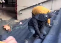 哈尔滨松花江上都铺地毯了 每天惊喜不重样