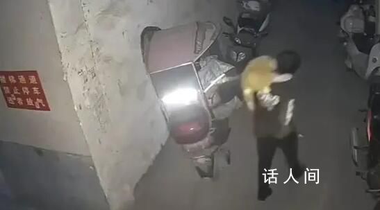 女童在巷道被强行抱走 官方回应