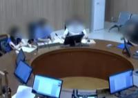 男子假离婚后发现孩子不是亲生的 男方把两套房产转给了女方