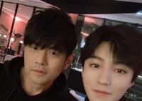王俊凯晒蛋糕为周杰伦庆生 送上了实体蛋糕和乐高积木