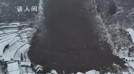 老夫妻外出吃席躲过山体滑坡 房子没了刚宰的猪也没吃上
