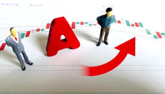 A股三大指数上涨 上证指数涨0.82%深证成指涨3.13%