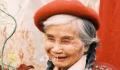 95后女孩回村爆改奶奶变超模 网友：白发皱纹里的美真高级