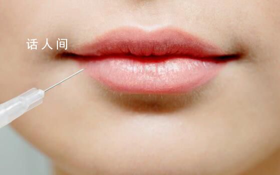 嘴唇起泡是病毒感染 嘴唇上长水泡是什么原因
