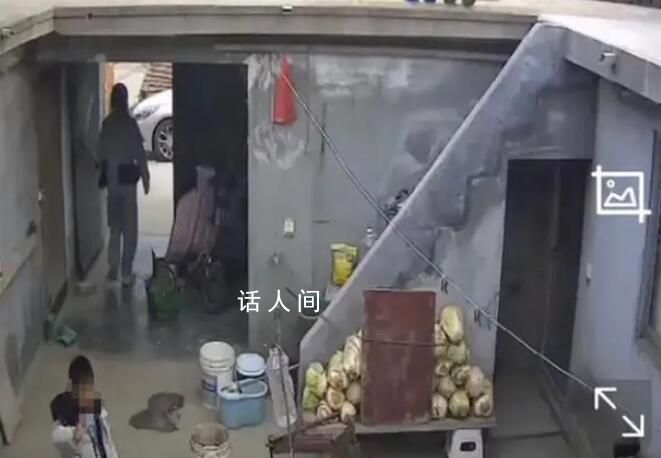 5岁男童疑被打死 爷爷发声